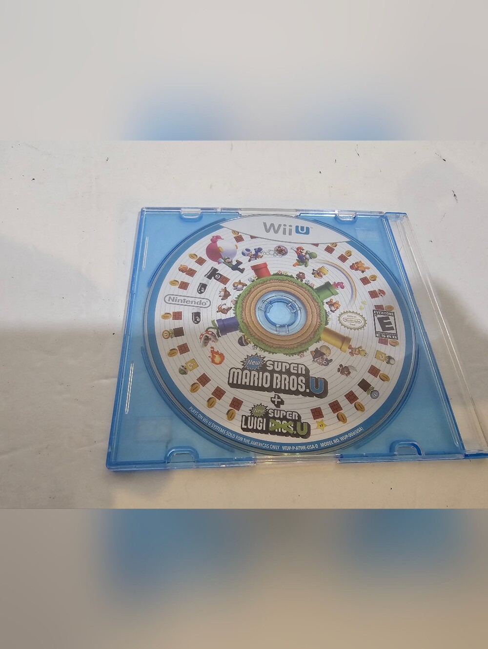 New Super Mario Bros. U + New Super Luigi U (Nintendo Wii U, 2013) Disc Only